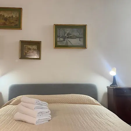 Papavero Piazza Delfino Сasa de vacaciones Bérgamo