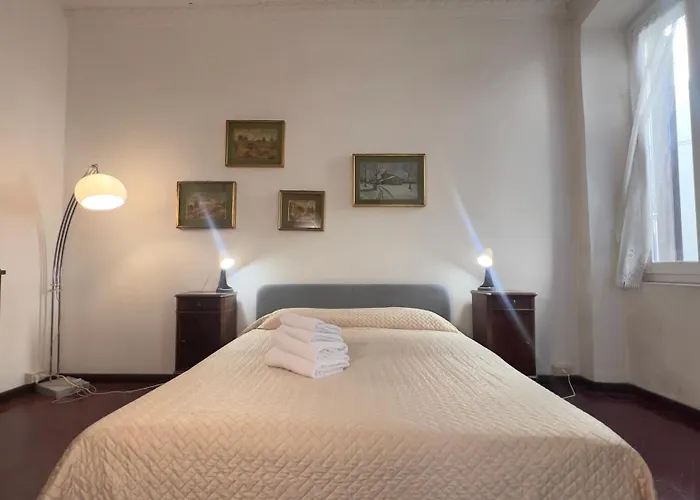 Semesterbostad Papavero Piazza Delfino *